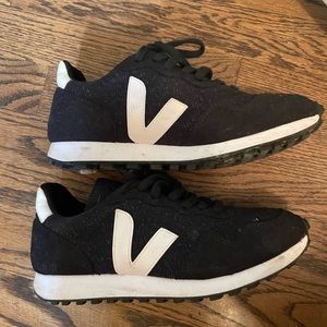 Veja black womens rio Branco shoes. Size 7
